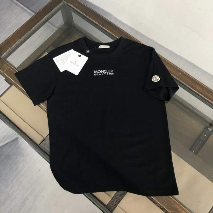 Picture of Moncler T Shirts Short _SKUMonclerS-XLtltx1235256